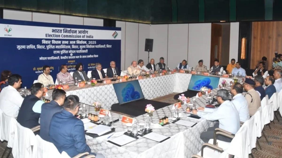 Bihar Assembly Elections: EC Holds Key Meetings, Introduces Colour Photos And Larger Serial Numbers On Ballots
