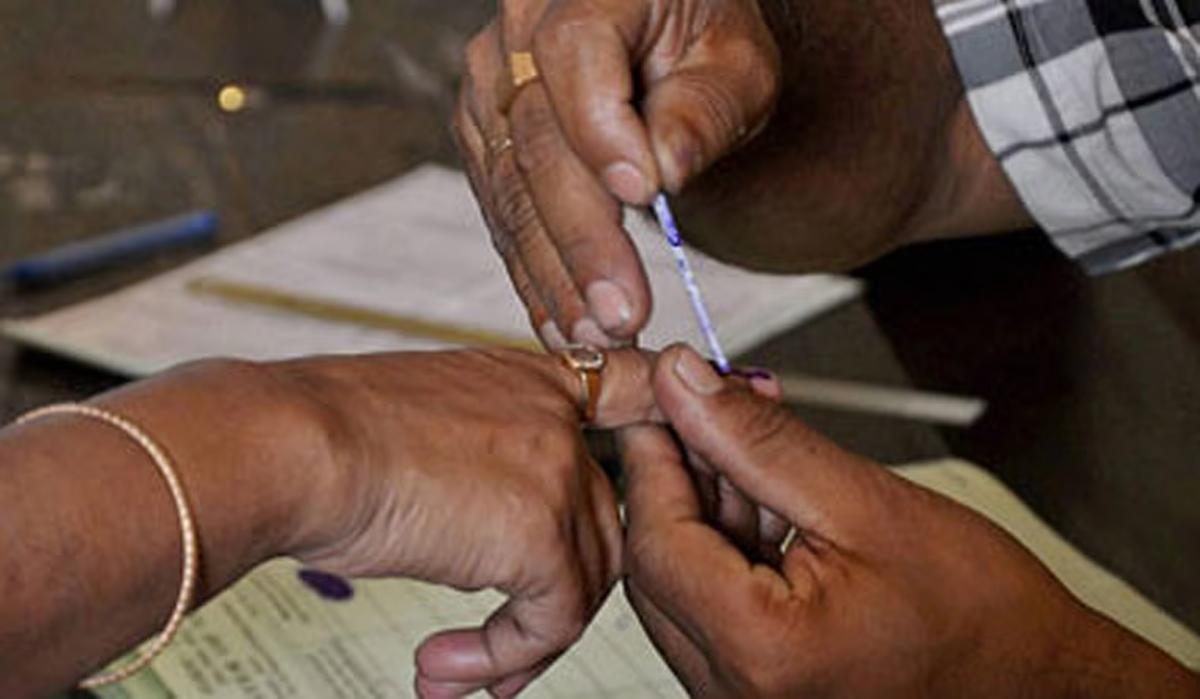 Bihar Assembly Elections 2025: First Phase Voting Begins Across 121 Seats, Over 3.75 Crore Voters To Decide Fate Of Key Leaders