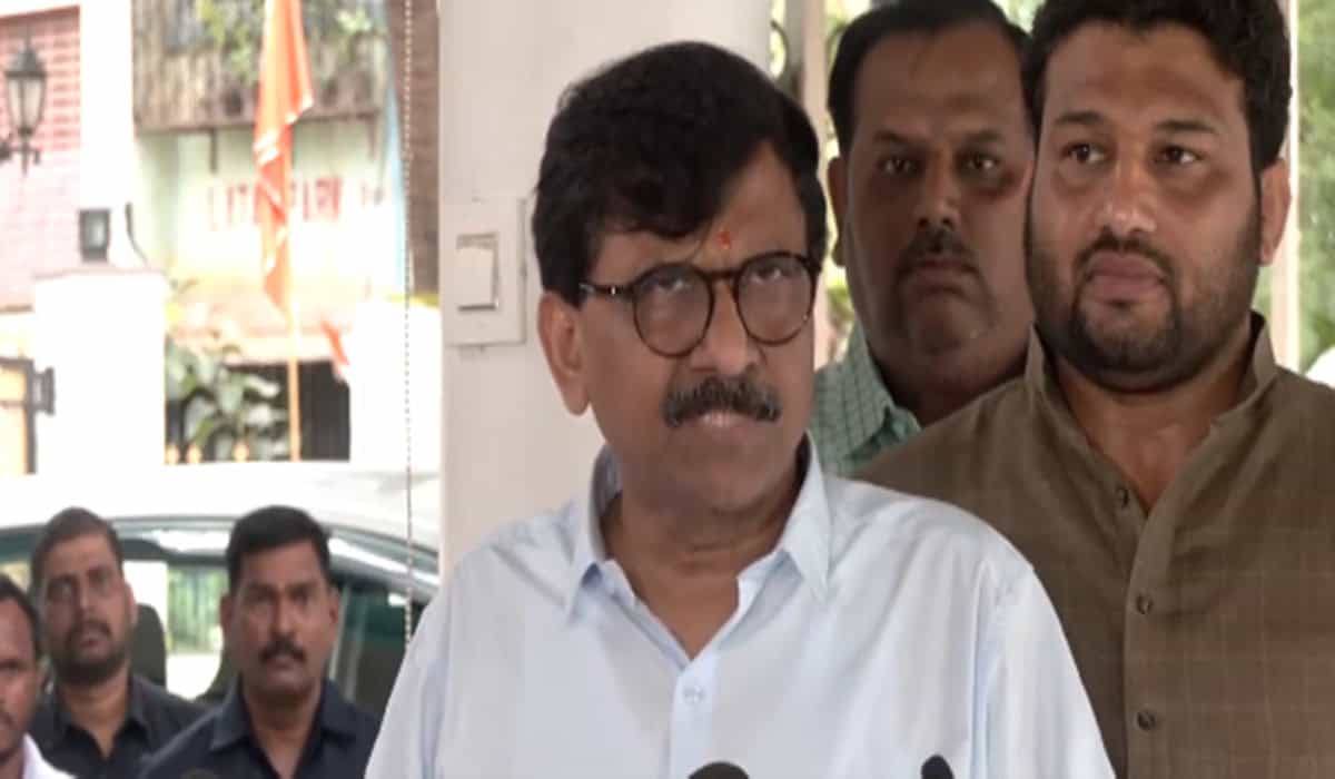 Maharashtra: Sanjay Raut Defends Kunal Kamra, Demands Special Protection Amid Controversy