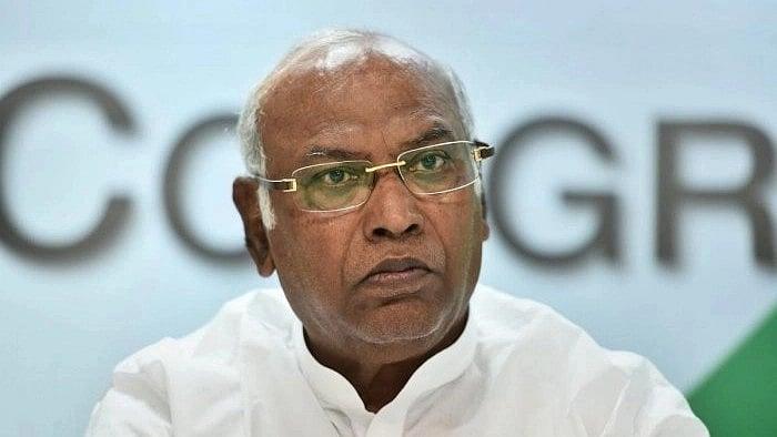 Congress Chief Mallikarjun Kharge Apologizes For Controversial Gujarat Remark Ahead Of Local Polls