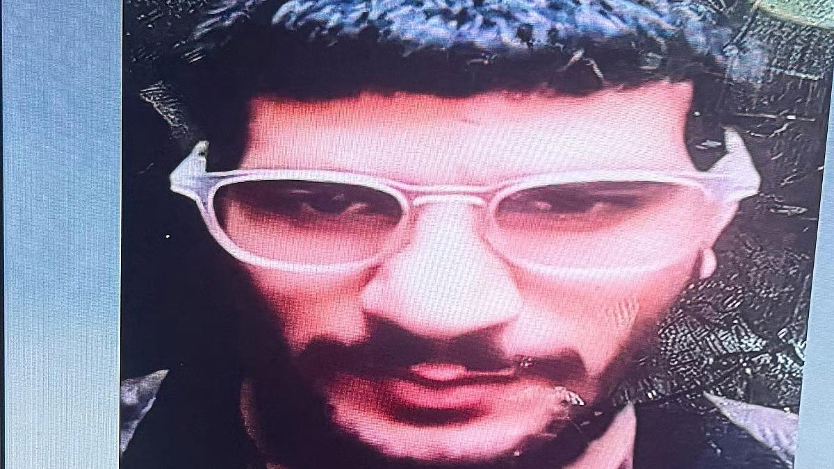 Image for 'First Image Of Delhi Red Fort Blast Suspect Released; Investigation Points To Suicide Terror Attack'