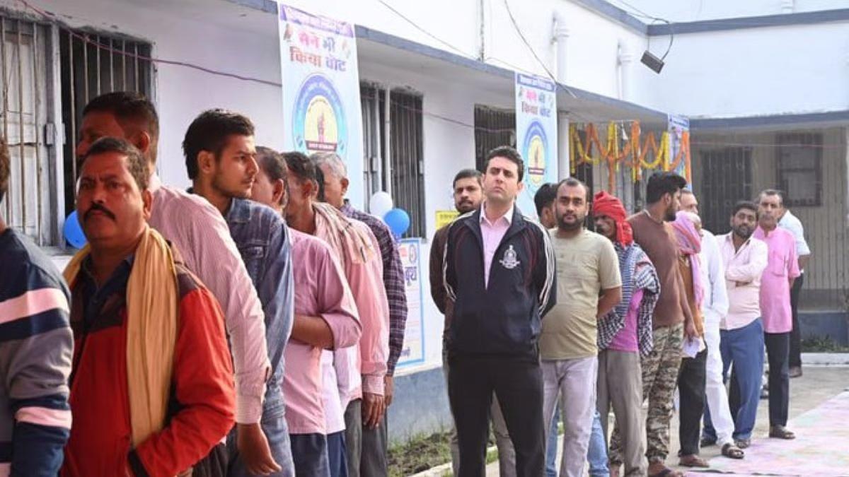 Image for 'Bihar Elections 2025: Over 14% Voter Turnout Recorded In First Two Hours Of Phase 2 Polling'