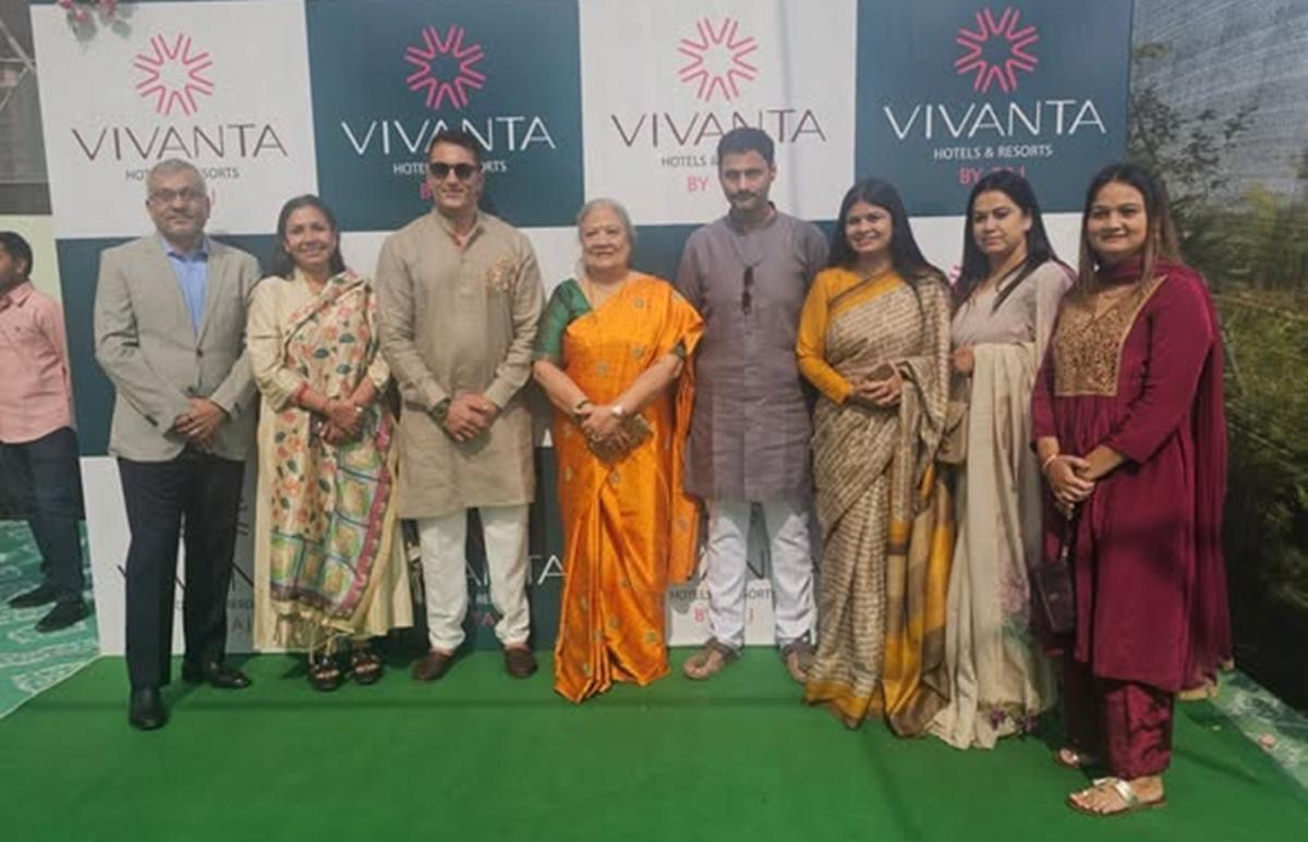 Image for 'પૂર્વ કેન્દ્ર મંત્રી દર્શના જર્દોશ હાજર રહી તાજ વિવંતાના નવા પ્રોજેક્ટના ભૂમિપૂજનમાં, સુરત એરપોર્ટ સામે ઊભરશે નવું લેન્ડમાર્ક'