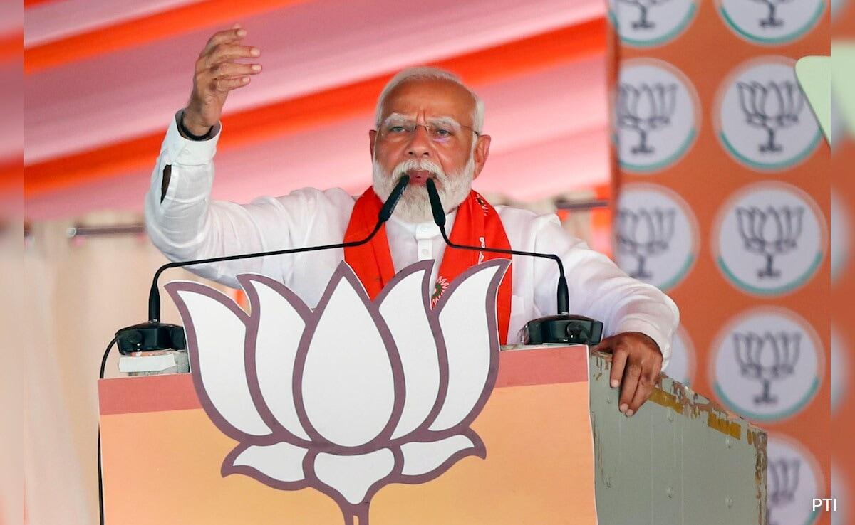 Image for ''Sardar Patel Was Sidelined After Independence, BJP Restored His Honour': PM Modi Targets ‘Pariwarvaad’ Politics'