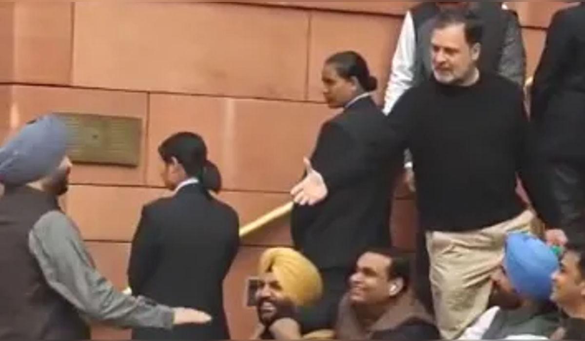 Image for '‘Traitor’ vs ‘Desh Ka Dushman’: Rahul Gandhi And Union Minister Bittu In Heated Face-Off Inside Parliament'