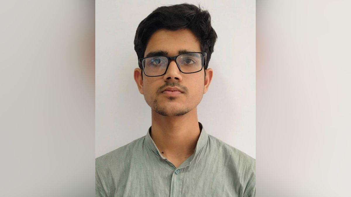 Image for ''ISIS Link Exposed!' UP ATS Arrests 19-Year-Old Dental Student In Major Crackdown'