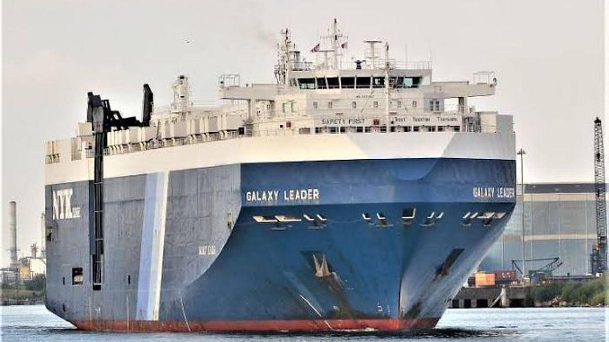 Image for '“Oil & Gas Ships Stuck!” — 28 Vessels Linked To India Trapped Amid Hormuz War Crisis'
